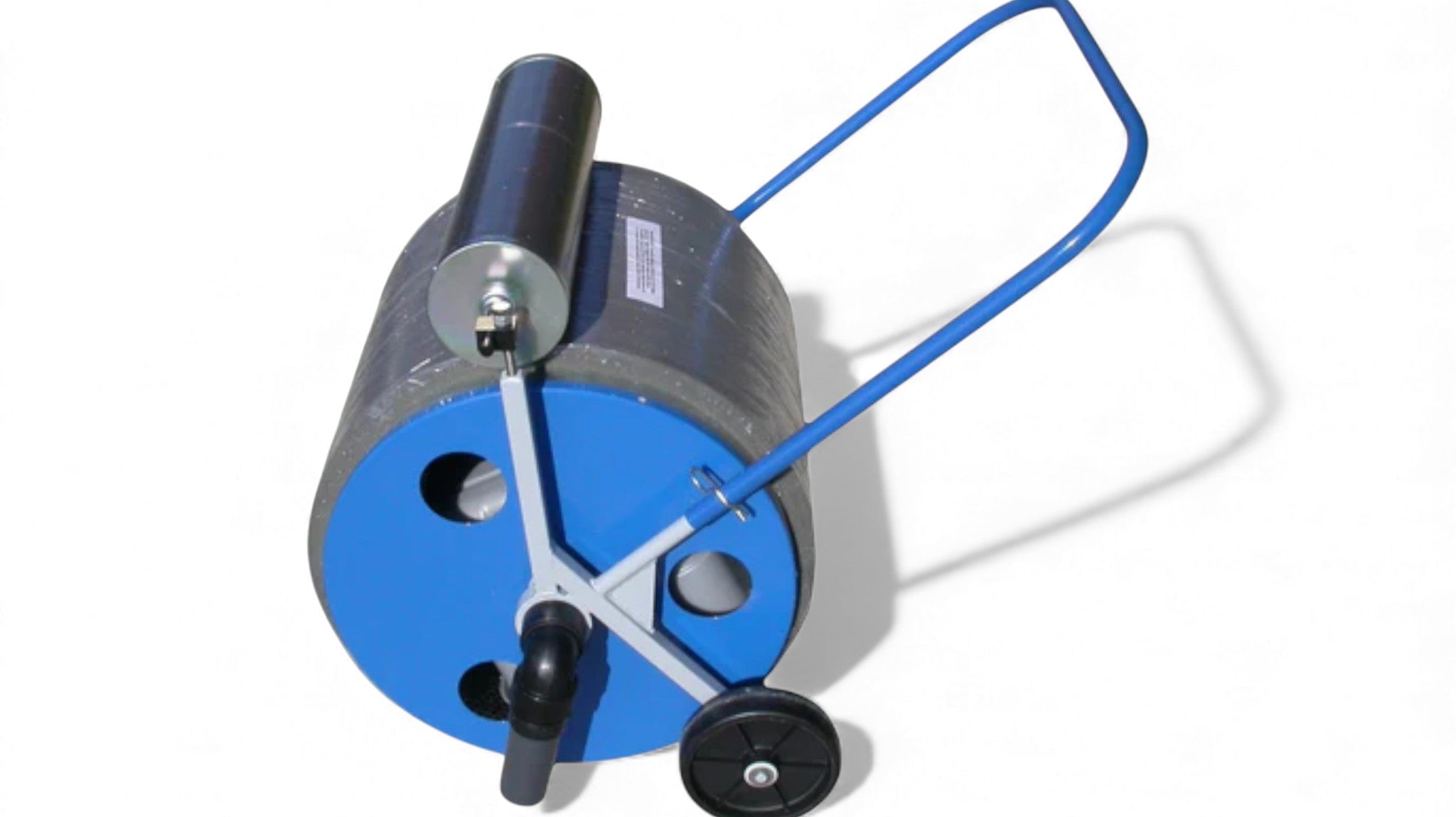 Super Sopper water broom for court drying