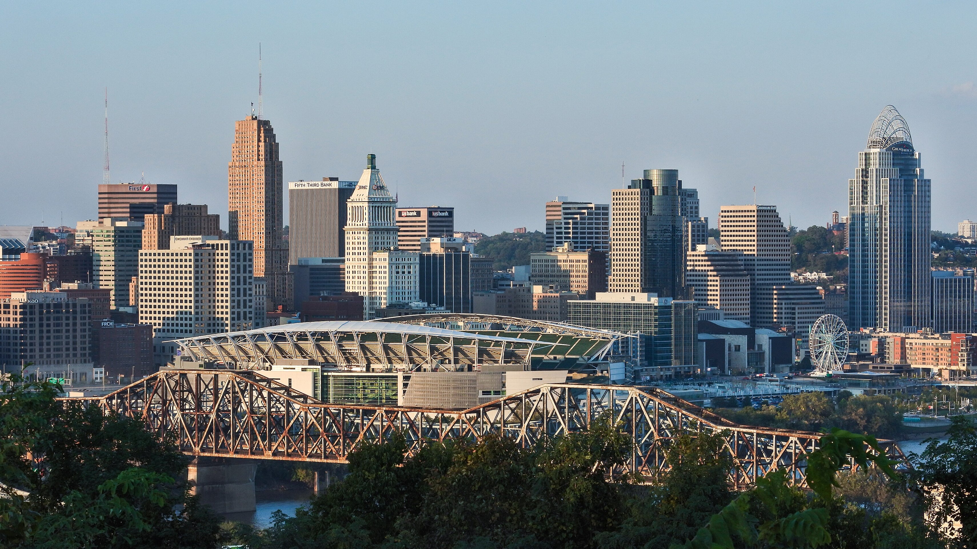 Cincinnati skyline view
