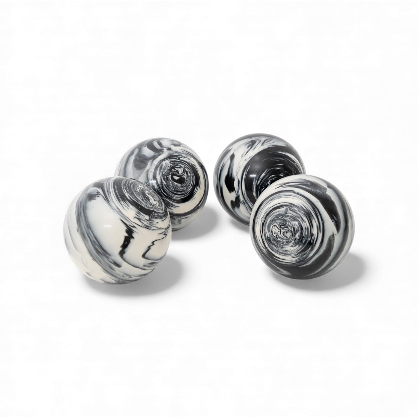107 mm Black/White Marble 4-Ball Set