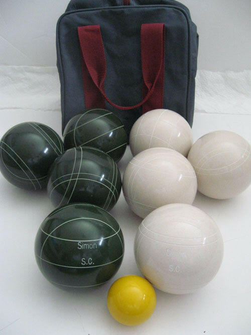 Engraved Bocce package - 110mm EPCO White and Green balls.