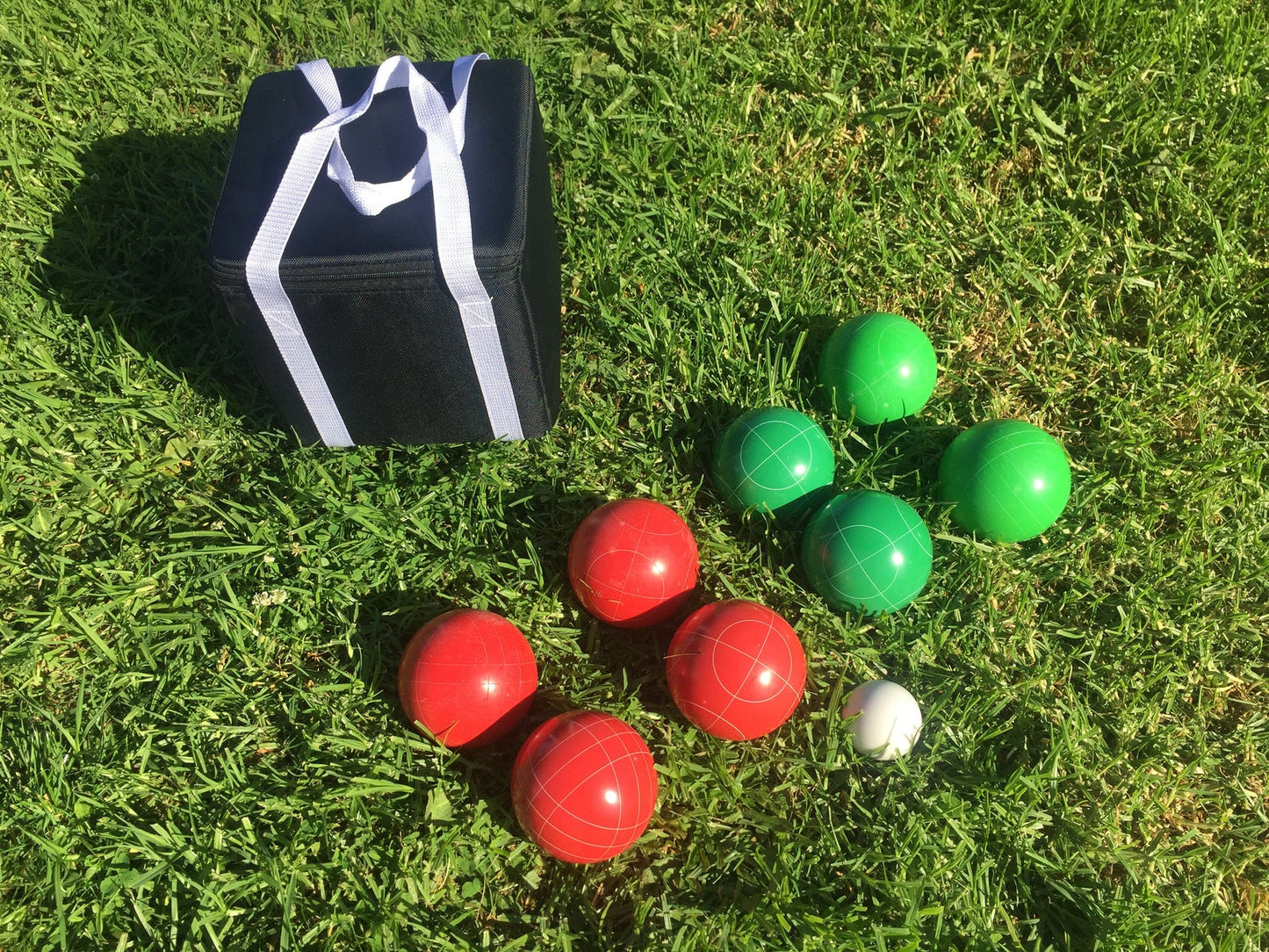 107mm Family Bocce Set with Red and Green Balls with Black Bag