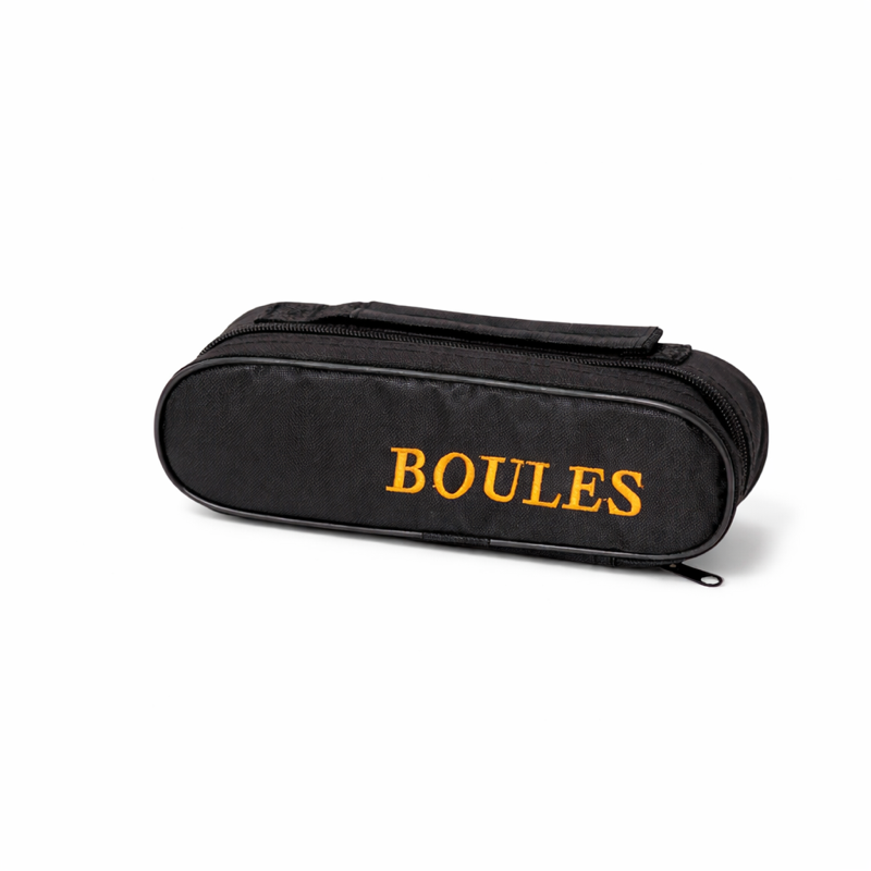 Restaurant bocce setup with carrying bag