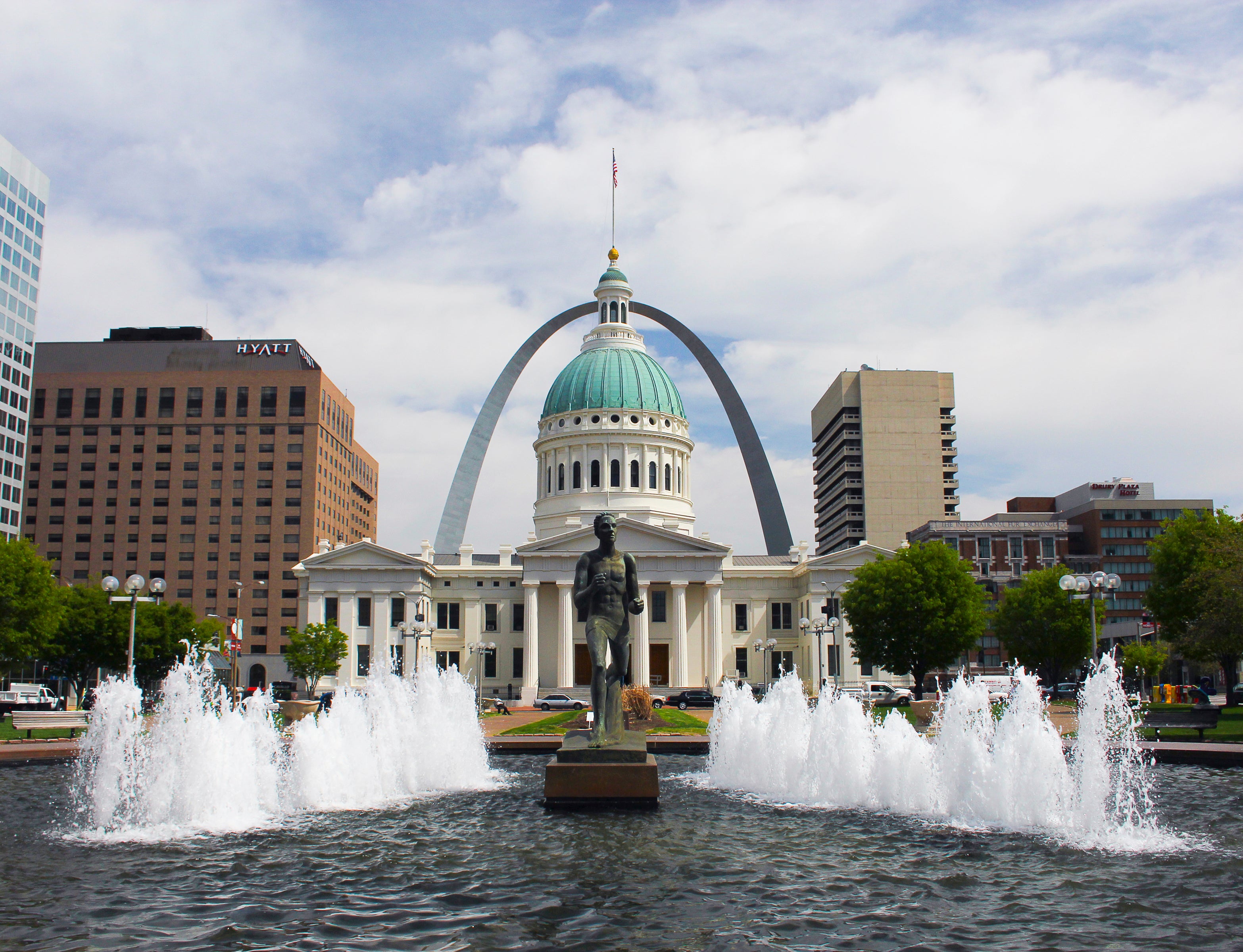 St. Louis Gateway Arch view