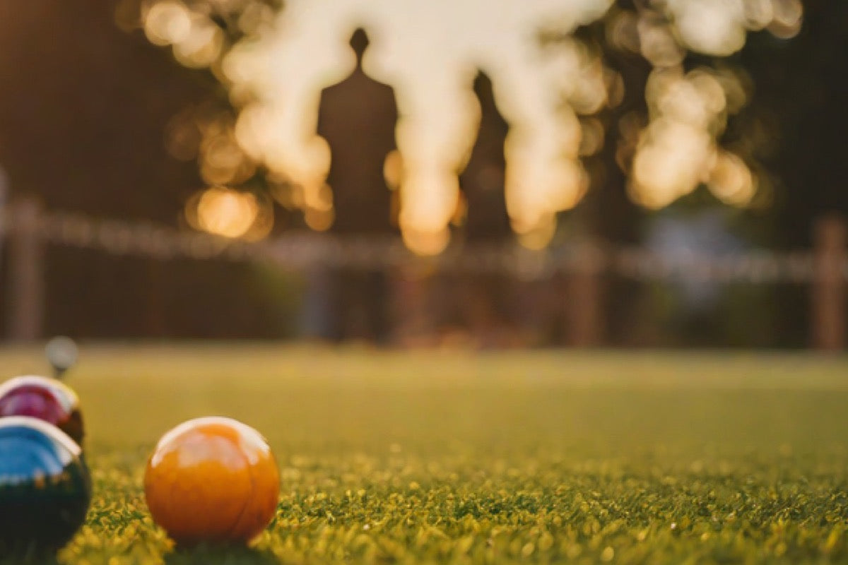 Bocce vs Lawn Bowling: How These Yard Games Differ