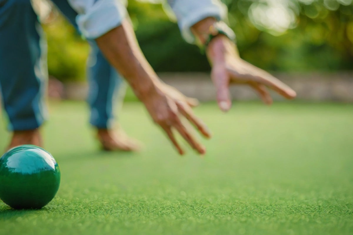 How to Throw a Bocce Ball: 4 Techniques
