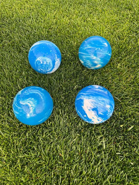 Official Tournament 4 Ball Bocce Set - 107mm marbleized blue and white (2 lbs. 1 oz.)