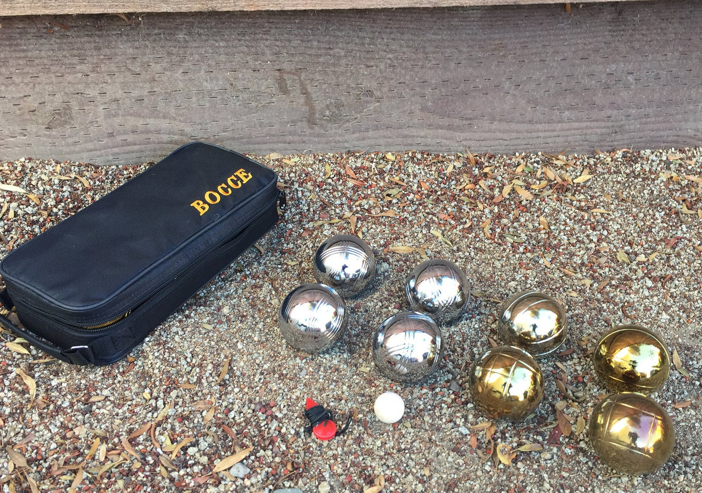 73mm Metal Bocce/Petanque Set with 8 Gold and Silver Balls and Black Bag